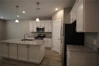 2711 Vinson Rd in Rogers, AR - Building Photo - Building Photo