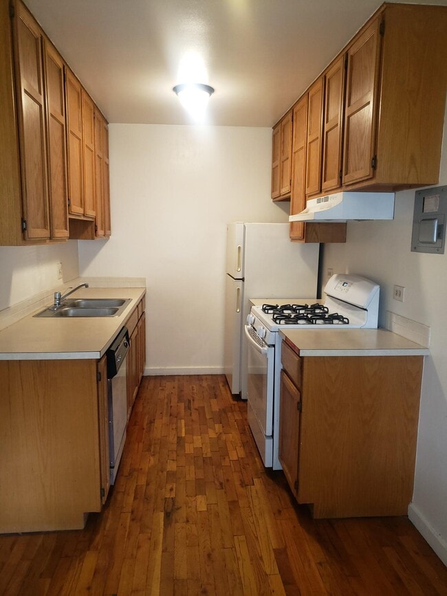 1350 Fillmore St, Unit 9 in Denver, CO - Foto de edificio - Building Photo