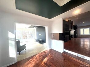 23 Gay Dr in Kings Point, NY - Building Photo - Building Photo