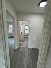 3419 Grover St, Unit 1 in McKeesport, PA - Foto de edificio - Building Photo