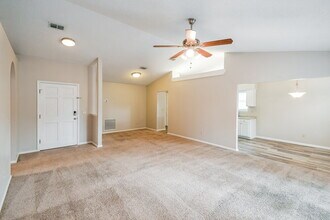 3176 Chads Ct in Green Cove Springs, FL - Building Photo - Building Photo