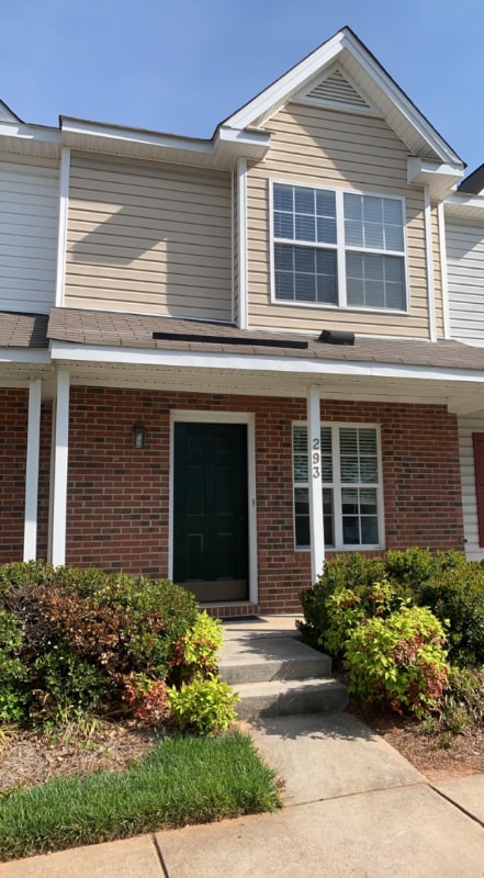 property at 293 Malamute Ln