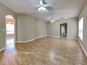 6002 Kiteridge Dr in Lithia, FL - Foto de edificio - Building Photo