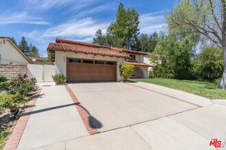 683 Triunfo Canyon Rd in Westlake Village, CA - Building Photo - Building Photo