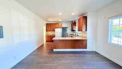496 Meek Ave in Hayward, CA - Building Photo - Building Photo