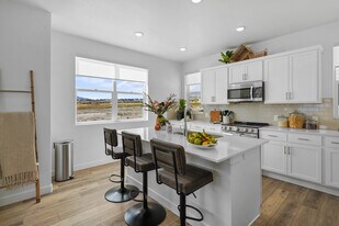 Innovation Park at Holbrook Farms in Lehi, UT - Building Photo