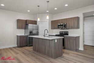 4150 Baywood Dr in Washington, UT - Building Photo