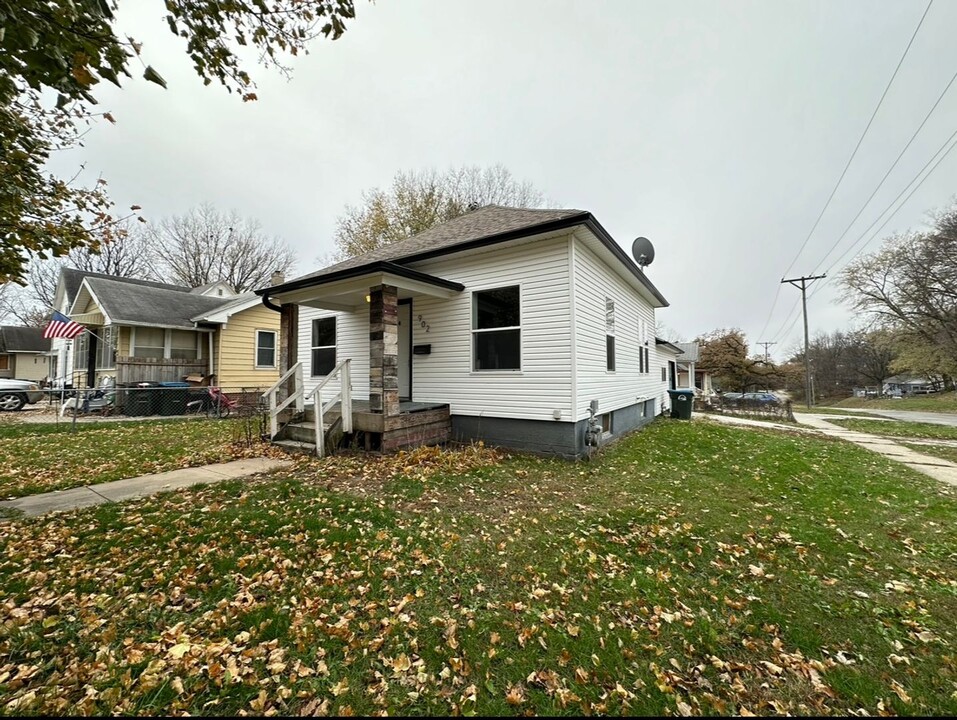 902 S 15th St in Fort Dodge, IA - Building Photo