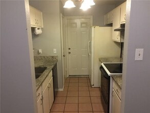 433 Sailmaster St in Lakeway, TX - Building Photo - Building Photo