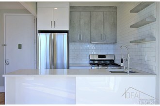 159 Hart St-Unit -3F in Brooklyn, NY - Building Photo - Building Photo