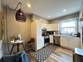 5516 N Kenmore Ave, Unit 003 in Chicago, IL - Building Photo