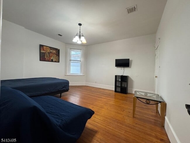 209 Mt Prospect Ave in Newark, NJ - Building Photo - Building Photo