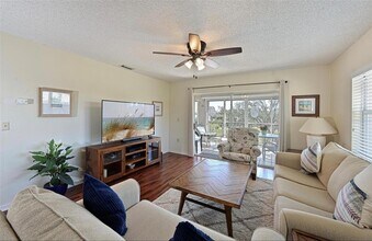 6501 Stone River Rd, Unit 303 in Bradenton, FL - Building Photo - Building Photo