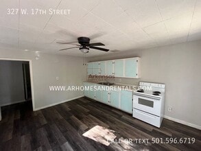 327 W 17th St in North Little Rock, AR - Building Photo - Building Photo