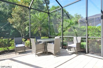 3951 Otter Bend Cir in Ft. Myers, FL - Building Photo - Building Photo