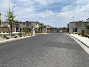 2624 Blazing Blue Ave in North Las Vegas, NV - Building Photo - Building Photo