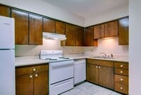 2401 Brookridge Dr photo'