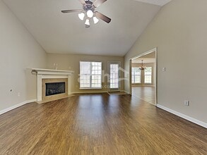 5961 Appian Way Cv in Southaven, MS - Building Photo - Building Photo