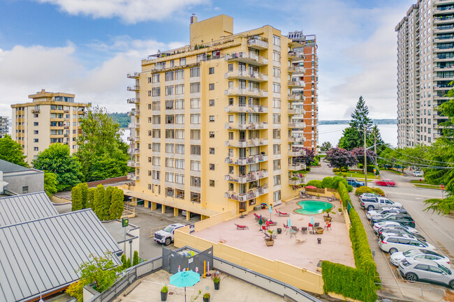 Highgate House in West Vancouver, BC - Building Photo - Building Photo