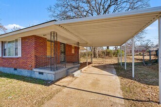3314 Adair Dr in Memphis, TN - Building Photo - Building Photo