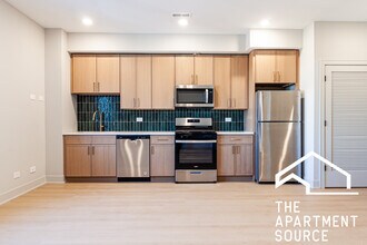 4102 N Sheridan Rd in Chicago, IL - Building Photo - Building Photo