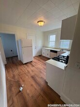 27R Albion St in Somerville, MA - Building Photo - Building Photo