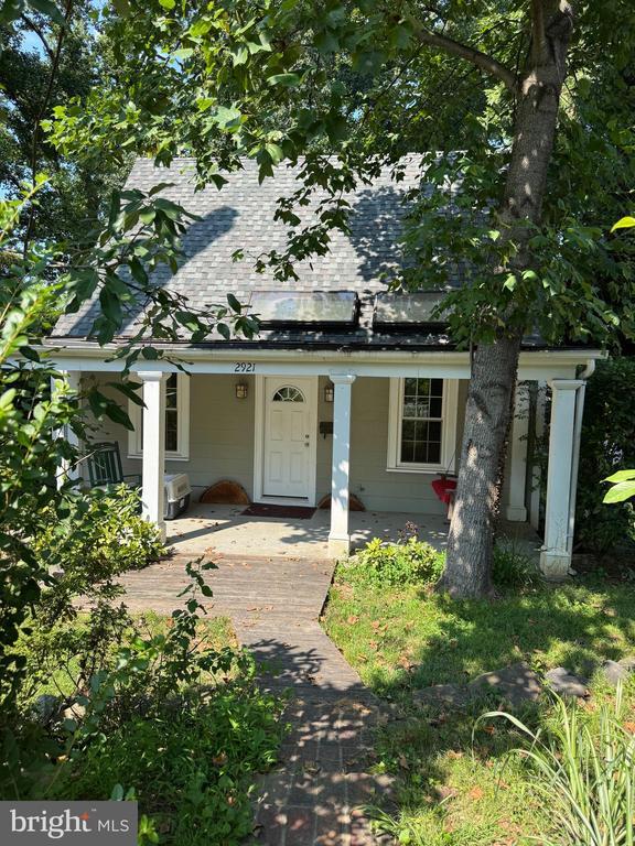 property at 2921 24th St N