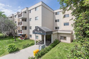 The Regatta in Edmonton, AB - Building Photo
