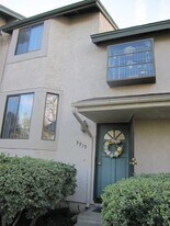 9919 Paseo Montril in San Diego, CA - Building Photo