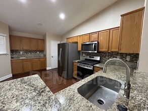 10862 Wethersfield Dr in Mather, CA - Building Photo - Building Photo