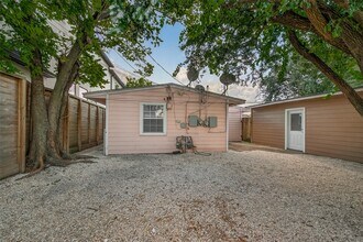 3928 Childress St in Houston, TX - Building Photo - Building Photo