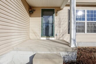 8340 Crete Ln in Columbus, OH - Foto de edificio - Building Photo