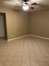 2111 W Pearl St in Granbury, TX - Building Photo - Building Photo