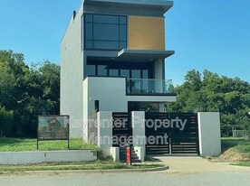 727 NE 5th St in Oklahoma City, OK - Building Photo