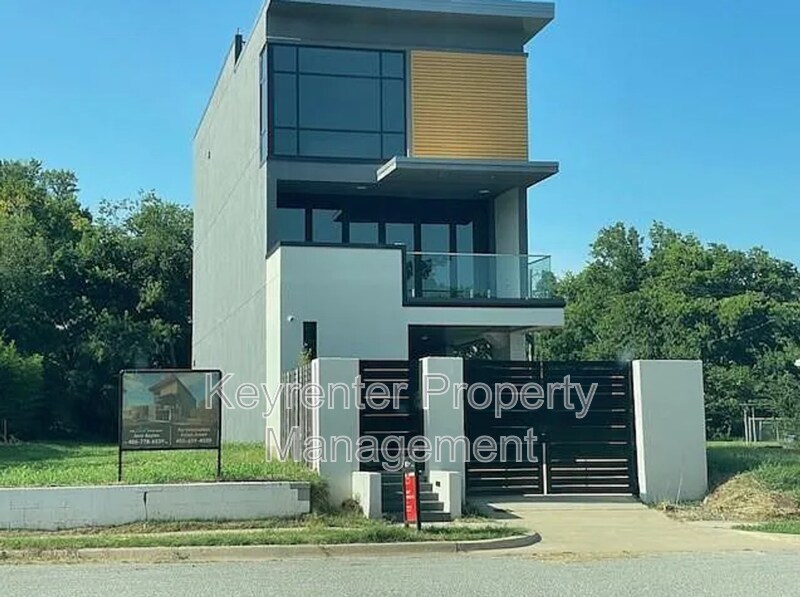 727 NE 5th St in Oklahoma City, OK - Building Photo