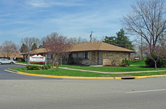 Laynecrest Manor Apartments in Medway, OH - Building Photo - Building Photo