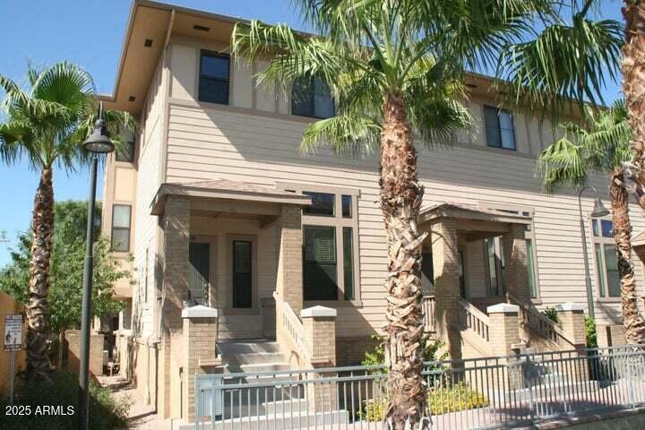 738 S Beck Ave in Tempe, AZ - Building Photo