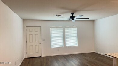 476 Reizen Dr in Morristown, AZ - Building Photo - Building Photo