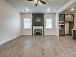 2500 Thunder Canyon Ct in Edmond, OK - Building Photo - Building Photo