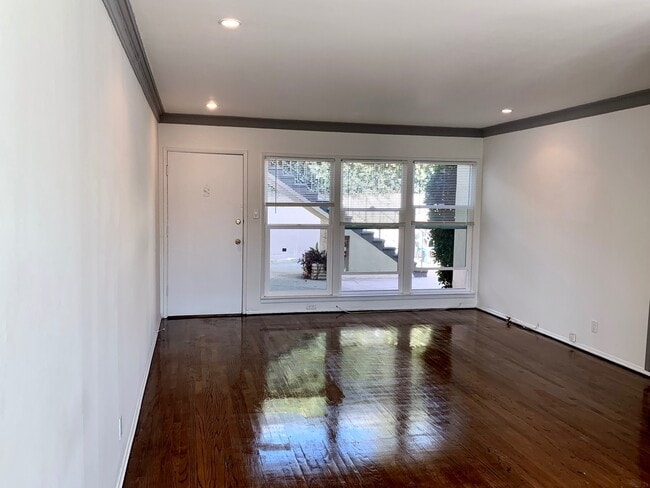 MMA in Los Angeles, CA - Building Photo - Building Photo