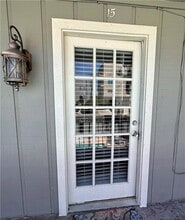 3008 5th St, Unit 15 in Metairie, LA - Foto de edificio - Building Photo