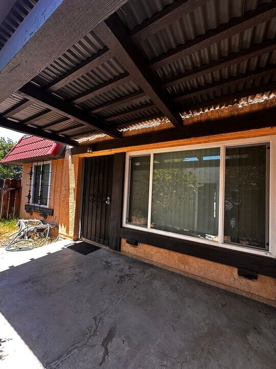 3613 Sampson Ct in Bakersfield, CA - Building Photo
