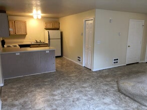 1741-1743 S St in Springfield, OR - Building Photo - Building Photo