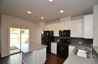 3210 Harmony Creek Ln in Spring, TX - Building Photo - Building Photo
