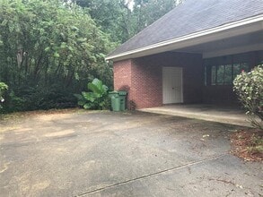 34 Creek Dr in Montgomery, AL - Foto de edificio - Building Photo