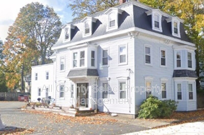 25 Washington St in Beverly, MA - Building Photo