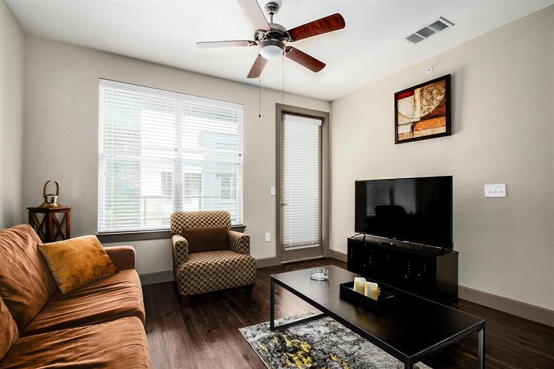 15750 Spectrum Dr-Unit -ID1035231P in Addison, TX - Building Photo