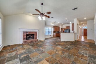 113 Parkhurst Ln in Allen, TX - Foto de edificio - Building Photo