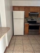 10035 N 53rd St in Temple Terrace, FL - Foto de edificio - Building Photo