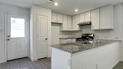 13930 Wool Pk, Unit 3110 in San Antonio, TX - Foto de edificio - Building Photo